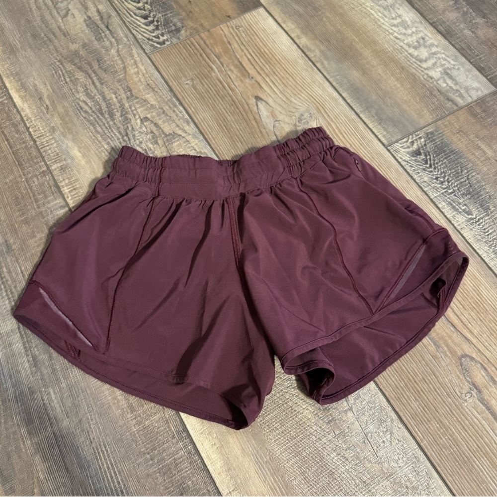 Lululemon Hotty Hot Short II Long 4”